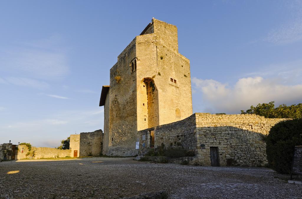 Logis Hotel Les Hospitaliers Le Poët-Laval Dış mekan fotoğraf