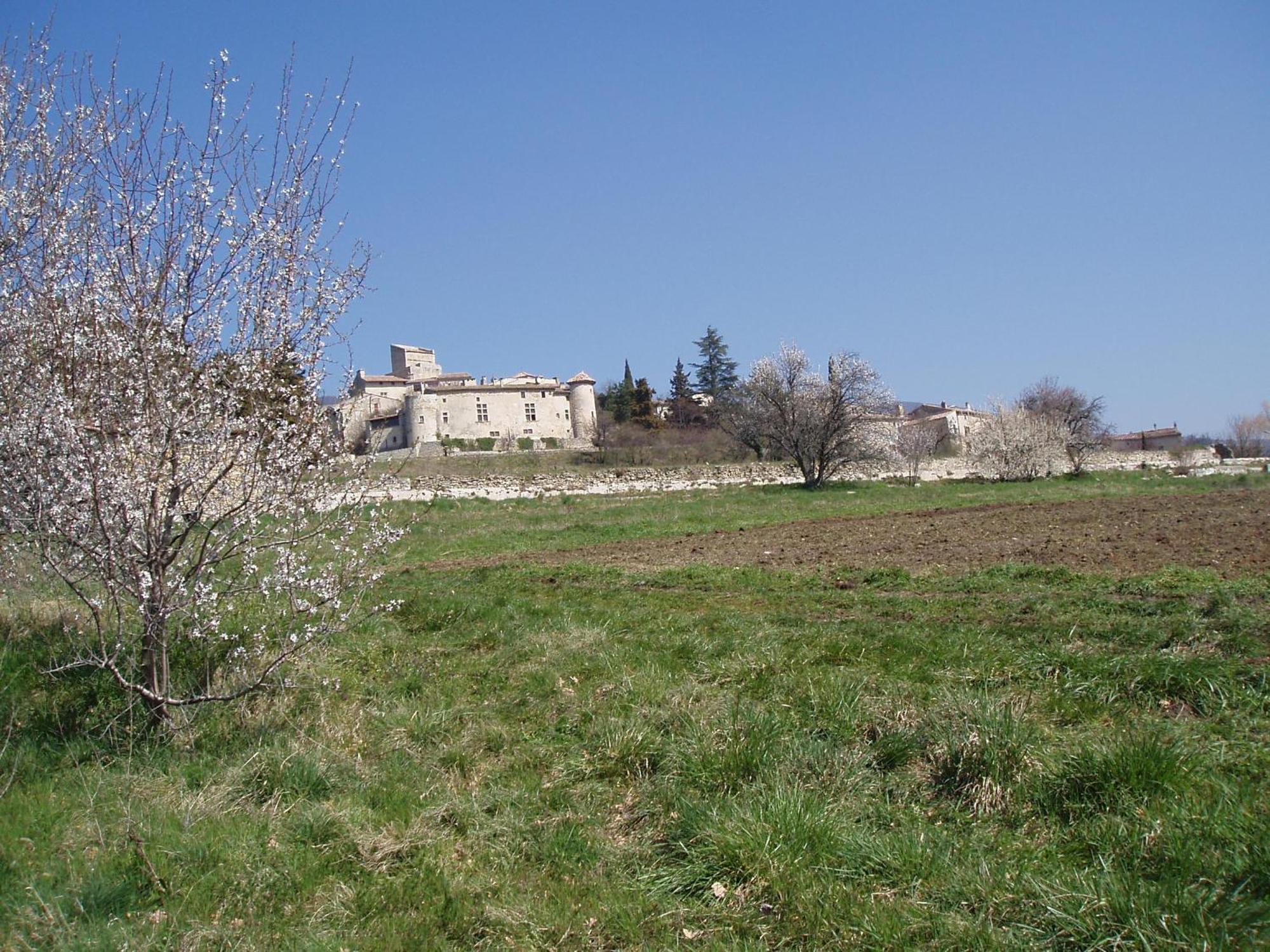 Logis Hotel Les Hospitaliers Le Poët-Laval Dış mekan fotoğraf