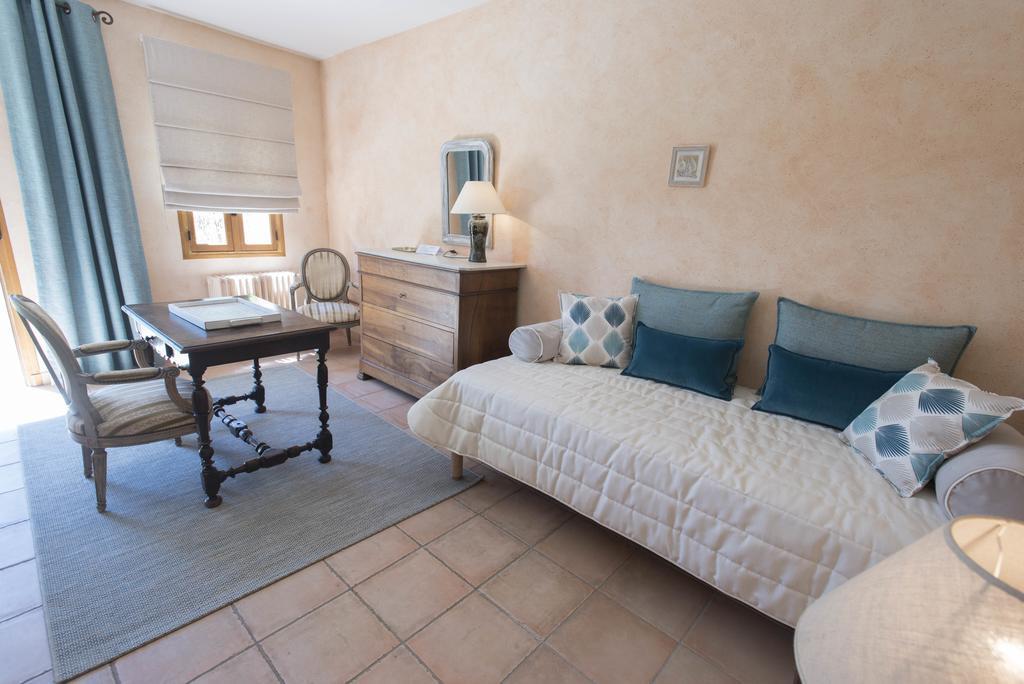 Logis Hotel Les Hospitaliers Le Poët-Laval Dış mekan fotoğraf