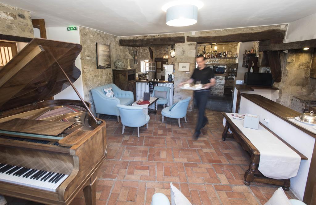 Logis Hotel Les Hospitaliers Le Poët-Laval Dış mekan fotoğraf