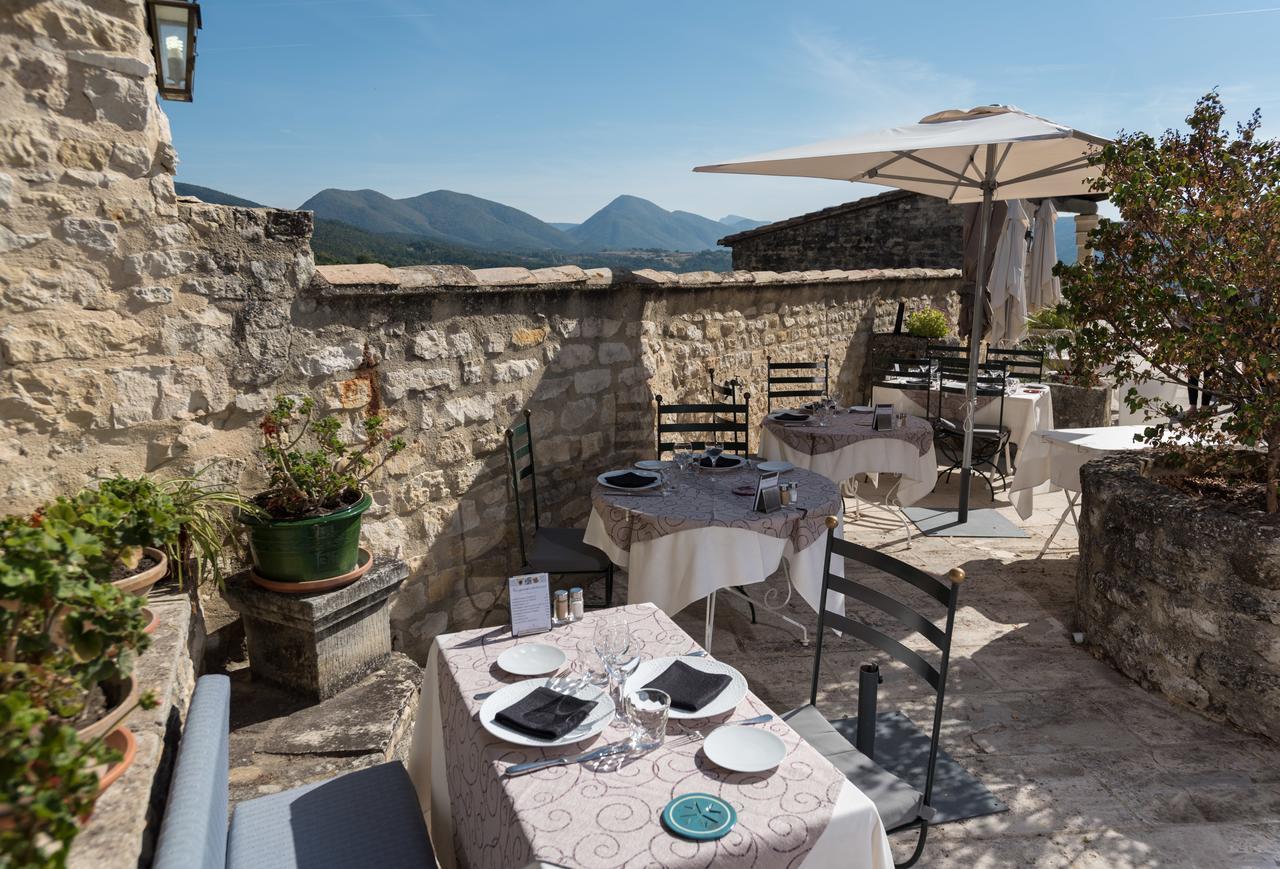 Logis Hotel Les Hospitaliers Le Poët-Laval Dış mekan fotoğraf