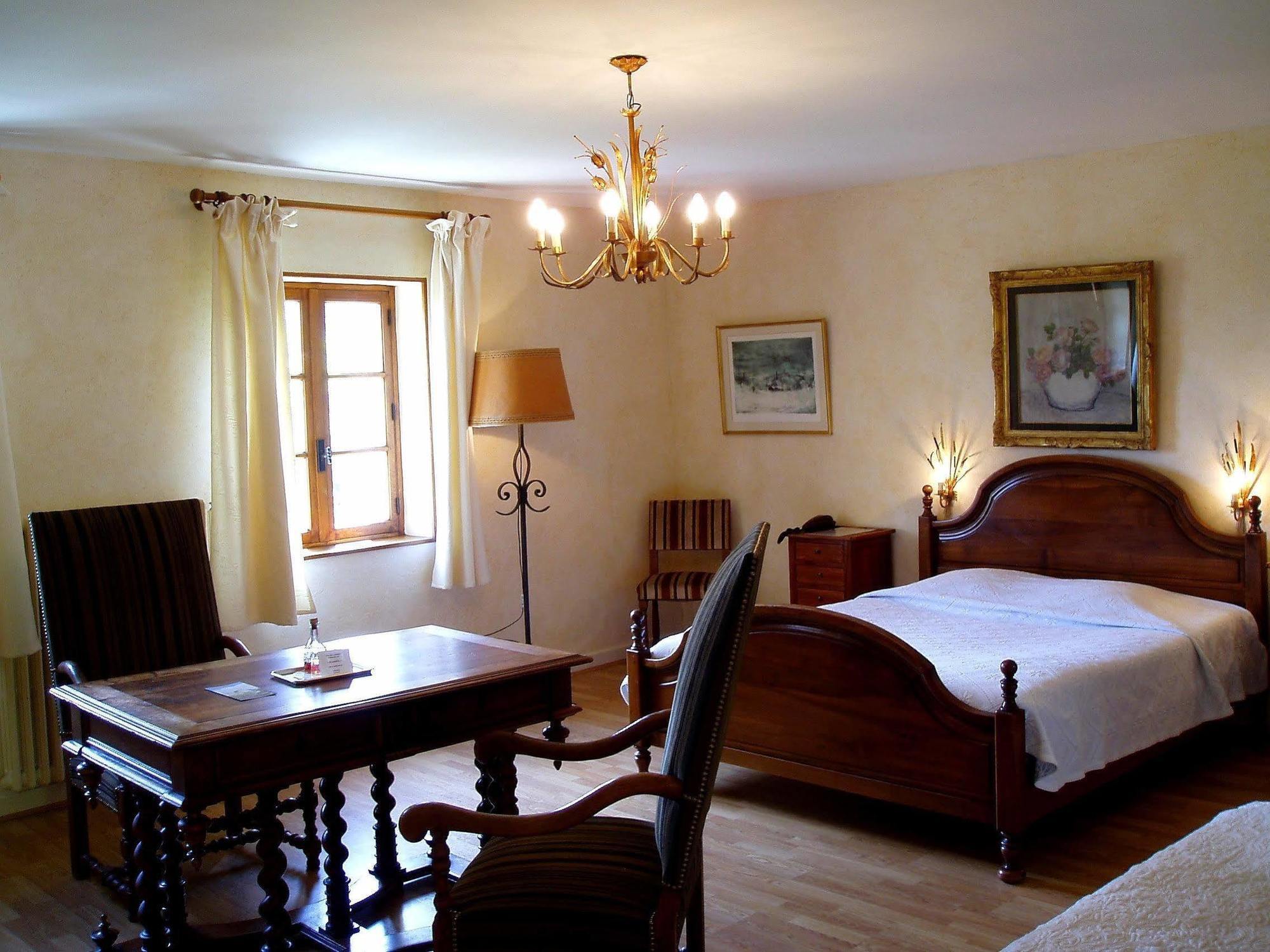 Logis Hotel Les Hospitaliers Le Poët-Laval Dış mekan fotoğraf