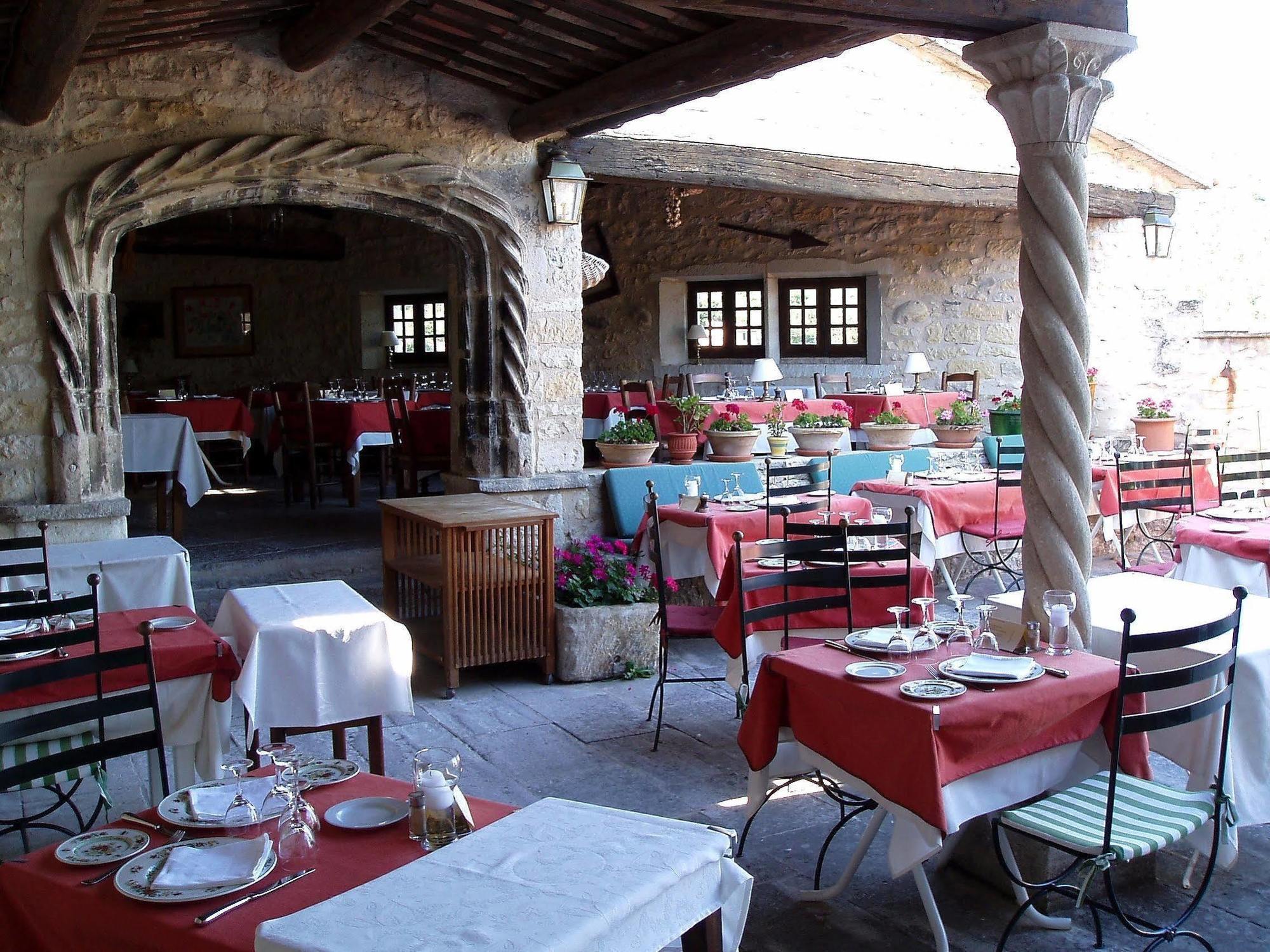 Logis Hotel Les Hospitaliers Le Poët-Laval Dış mekan fotoğraf
