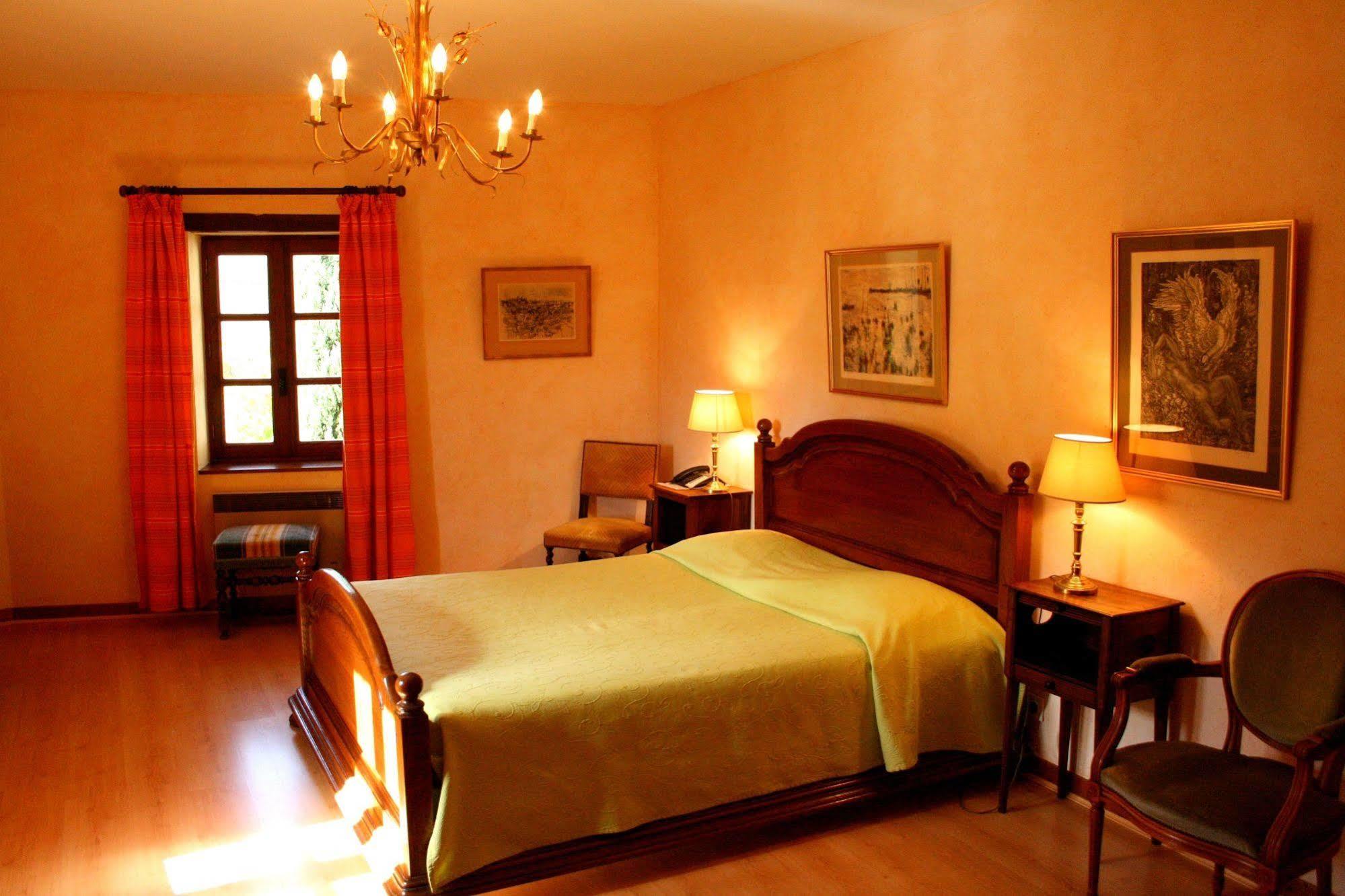 Logis Hotel Les Hospitaliers Le Poët-Laval Dış mekan fotoğraf