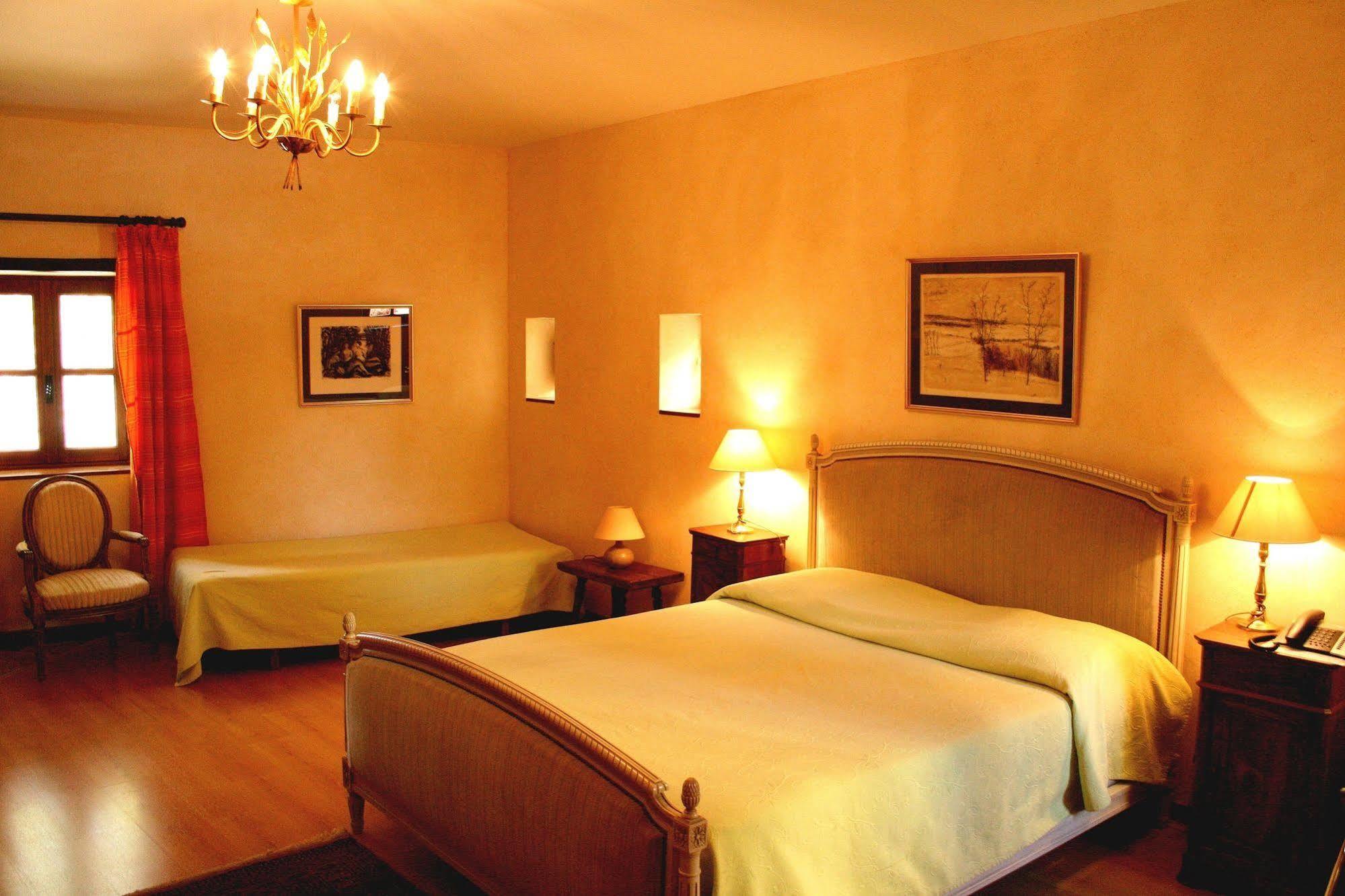 Logis Hotel Les Hospitaliers Le Poët-Laval Dış mekan fotoğraf